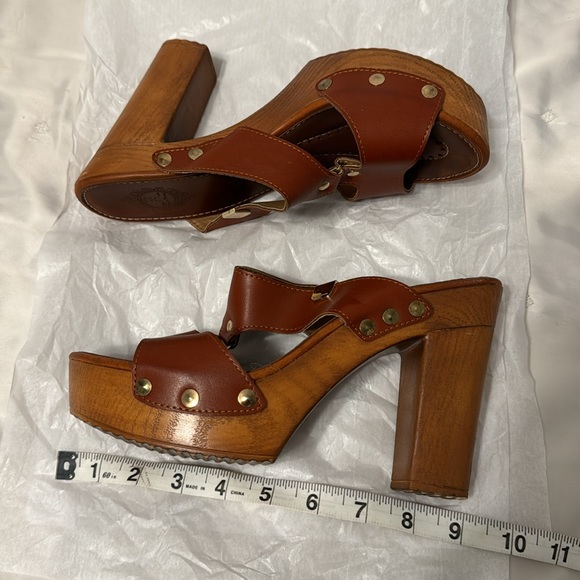 Brown platform Dutch style sandal 8 - Picture 8 of 9